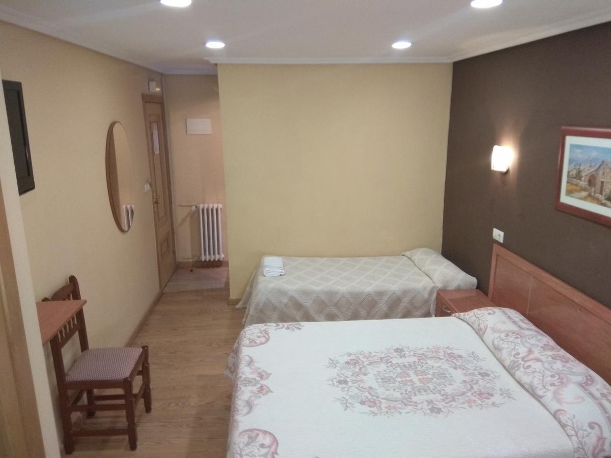 Hostal Lido Ourense Exterior foto